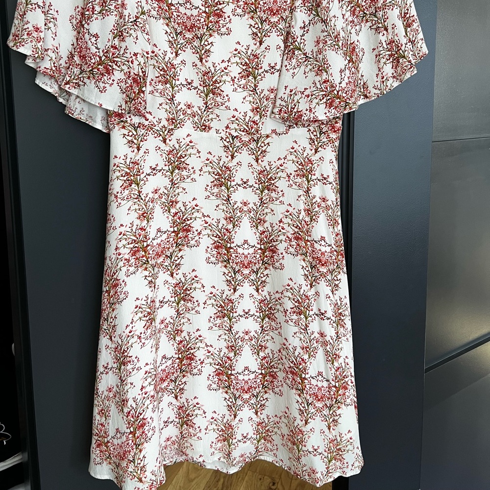 Flower print mini dress.